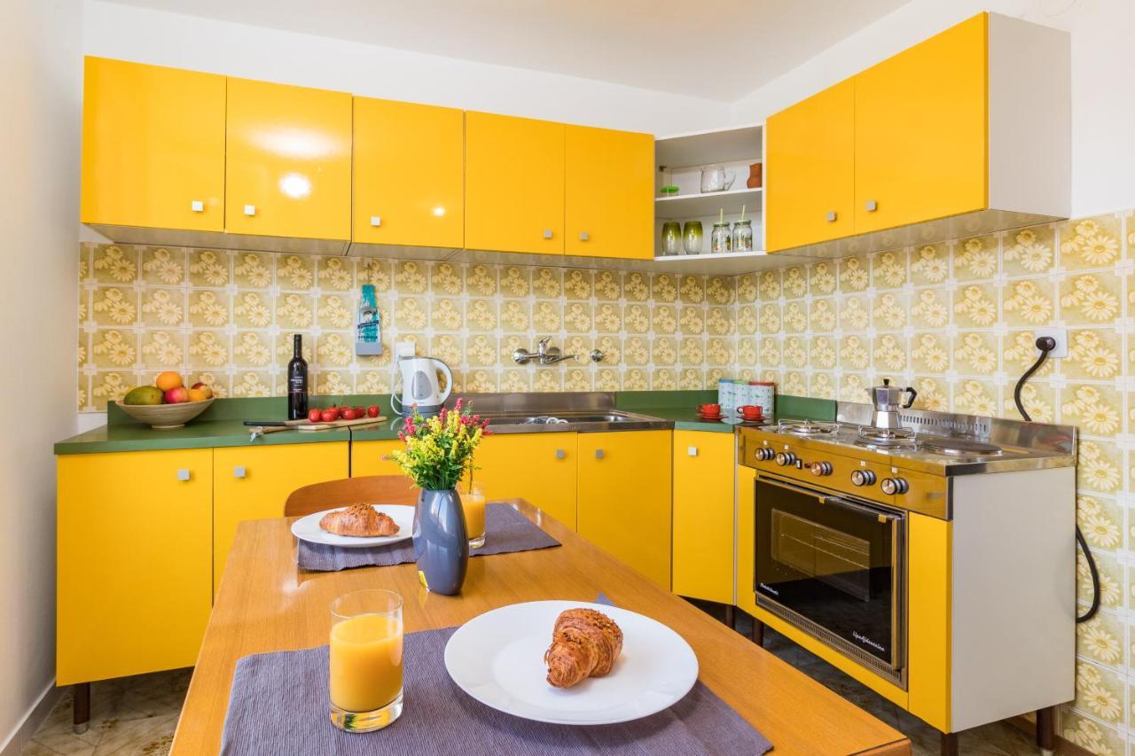 Quirky Apartment Arena With Parking Πούλα Εξωτερικό φωτογραφία