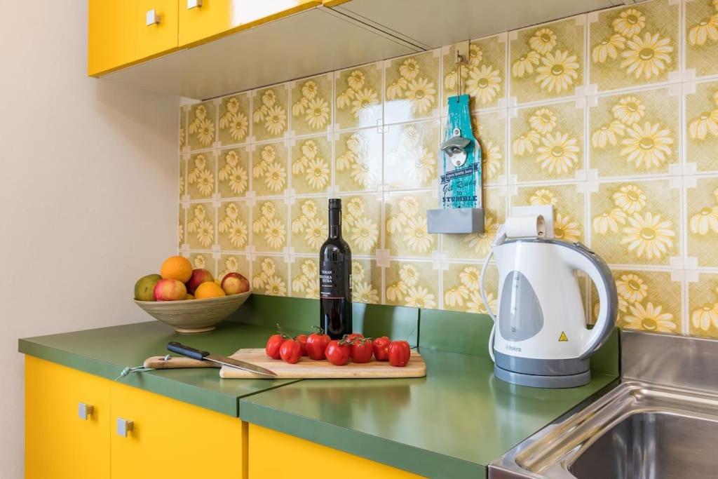Quirky Apartment Arena With Parking Πούλα Εξωτερικό φωτογραφία